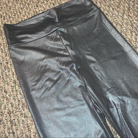 Blue shiny metallic leggings - Picture 2 of 3